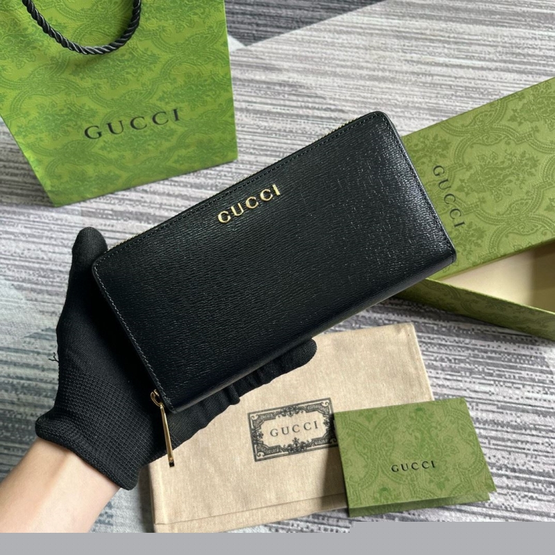 G*u*i wallets & purse